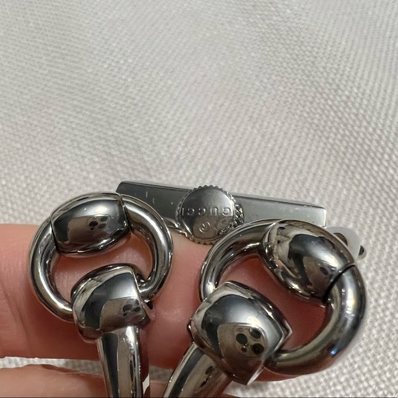 GUCCI SIGNORIA 25MM QUARTZ STAINLESS STEEL BLUE MOTHER OF PEARL WATCH - Picture 9 of 9